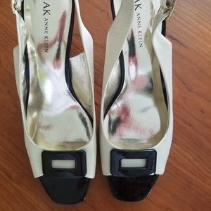 Anne Klein Pumps, Never Worn, 3 1/2 heel
